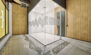 Espectacular oficina en Providencia (62UF/m2)