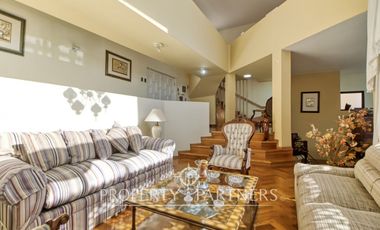 Gran Casa En Jardines del sur