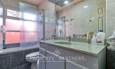 Gran Casa En Jardines del sur