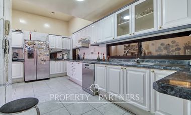 Gran Casa En Jardines del sur