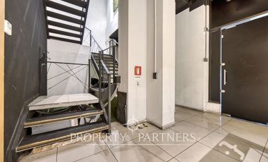 Espectacular local en Providencia (0,4 UF/m2)