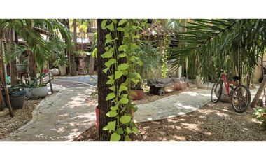 ESTUDIO FRENTE A COLEGIO CUMBRES