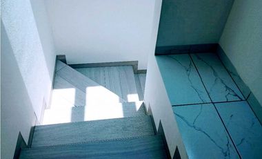 VENTA DE CASA CON ALBERCA EN CONDOMINIO EN JIUTEPEC MORELOS