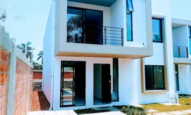 VENTA DE CASA CON ALBERCA EN CONDOMINIO EN JIUTEPEC MORELOS