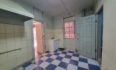 CASA EN VENTA/OFICINA
