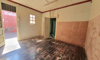 CASA EN VENTA/OFICINA