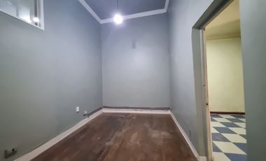 CASA EN VENTA/OFICINA
