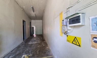 CASA EN VENTA/OFICINA