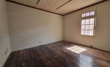 CASA EN VENTA/OFICINA