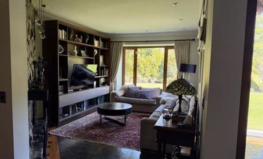 HERMOSA CASA EN REQUINOA