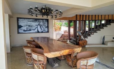 Residencia en Fraccionamiento Las Playas