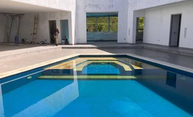 VENTA de CASA CAMPESTRE en LA MESA