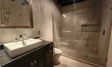 CASA EN RENTA EN LOTO AZUL VALLE DE BRAVO