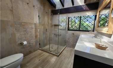 CASA EN RENTA EN LOTO AZUL VALLE DE BRAVO