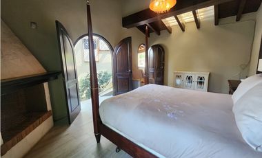 CASA EN RENTA EN LOTO AZUL VALLE DE BRAVO