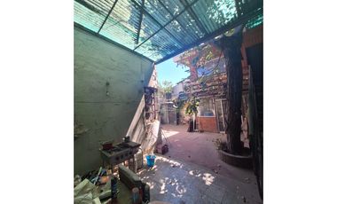 Vende inmueble uso comercial