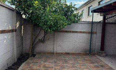 Casa en Arriendo en Condominio de la Florida