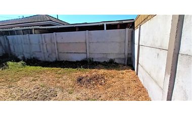 En arriendo, linda casa, 3 dormitorios, en paradero 16 de La Cruz.