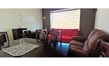 En arriendo, linda casa, 3 dormitorios, en paradero 16 de La Cruz.