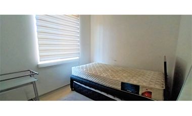 En arriendo, linda casa, 3 dormitorios, en paradero 16 de La Cruz.