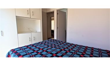 En arriendo, linda casa, 3 dormitorios, en paradero 16 de La Cruz.