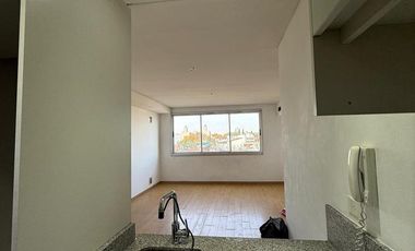 Departamento 2 amb en Alquiler con Cochera en Victoria