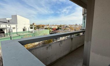 Departamento 2 amb en Alquiler con Cochera en Victoria