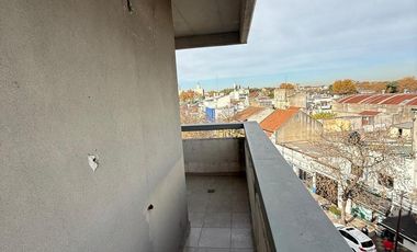 Departamento 2 amb en Alquiler con Cochera en Victoria