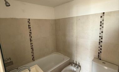Departamento 2 amb en Alquiler con Cochera en Victoria