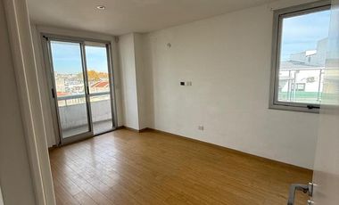 Departamento 2 amb en Alquiler con Cochera en Victoria