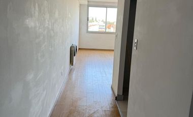 Departamento 2 amb en Alquiler con Cochera en Victoria