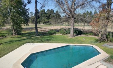 Excelente casa 2 plantas en Las Praderas de Lujan