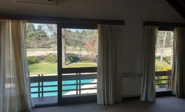 Excelente casa 2 plantas en Las Praderas de Lujan
