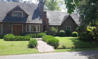 Venta Casa 6 Amb. en Club Campos de Golf Las Praderas de Lujan