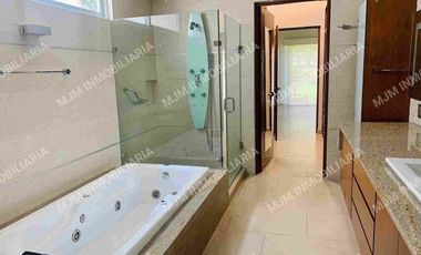 CASA GARDENIA RESIDENCIA EN LOMAS DE COYOC  COLINDA CAMPO DE GOLF DE UN NIVEL