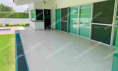 CASA GARDENIA RESIDENCIA EN LOMAS DE COYOC  COLINDA CAMPO DE GOLF DE UN NIVEL