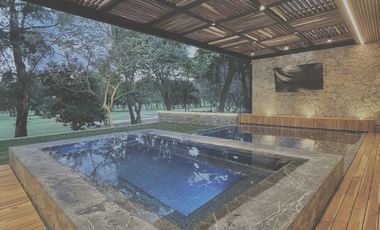CASA PAROTA  ESPECTACULAR RESIDENCIA EN LOMAS DE COCOYOC