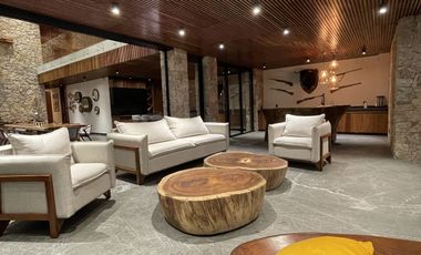 CASA PAROTA  ESPECTACULAR RESIDENCIA EN LOMAS DE COCOYOC