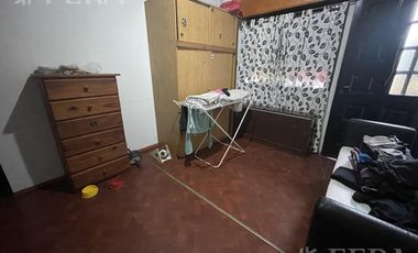 Venta de casa 4 ambientes con cochera en Wilde