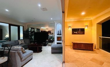 Ocean Front Condominium  Las Olas Grand