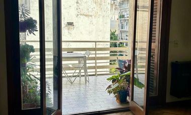 Departamento en  venta de 3 ambientes con dependencia