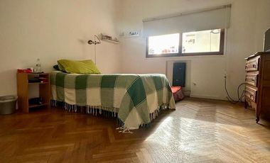 Departamento en  venta de 3 ambientes con dependencia