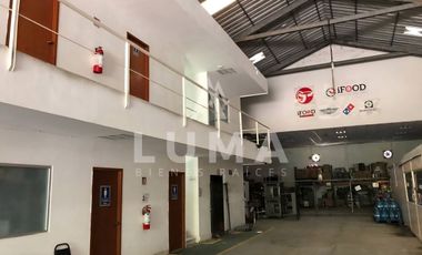 Renta de oficinas con bodega cerca del Puerto Pesquero