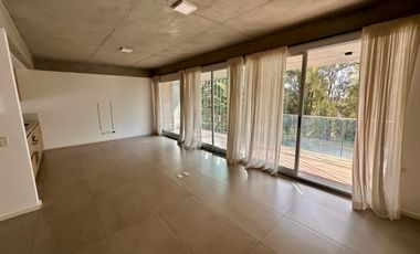 Departamento en  Alquiler en torre de categoria