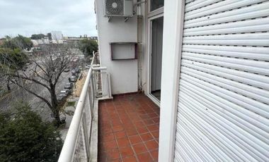EXCELENTE DPTO. EN DUPLEX CON COCHERA CUBIERTA A MTS DE PARANA