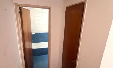 EXCELENTE DPTO. EN DUPLEX CON COCHERA CUBIERTA A MTS DE PARANA
