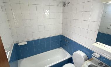 EXCELENTE DPTO. EN DUPLEX CON COCHERA CUBIERTA A MTS DE PARANA