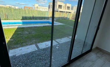 CASA  4AMB C/ PILETA - LAGOS DE CANNING 2 - CANNING