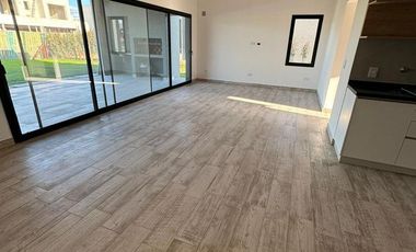 CASA  4AMB C/ PILETA - LAGOS DE CANNING 2 - CANNING
