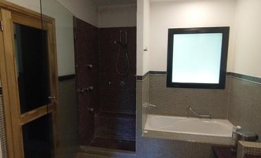 Magnifica Casa en dos plantas sobre terreno de 1441m - Praderas de Lujan